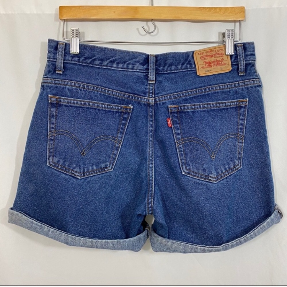 Vintage Levi’s 550 Hugh Waisted Denim Jean Shorts